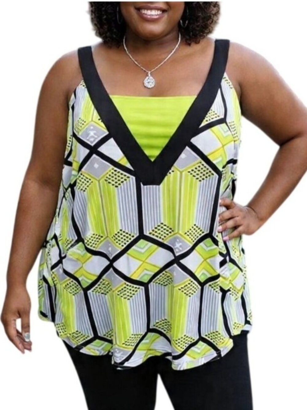 Worthington Plus Size 2X Top Sleeveless Yellow Black Geometric Print V-Neck Tank